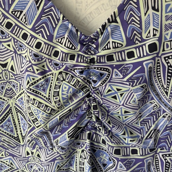 Title Nine Diamalete V-neck Geometric Aztec Print Mini Athletic Golf Dress - Picture 3 of 9